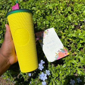 ⭐️Starbucks Hawai’i exclusive studded